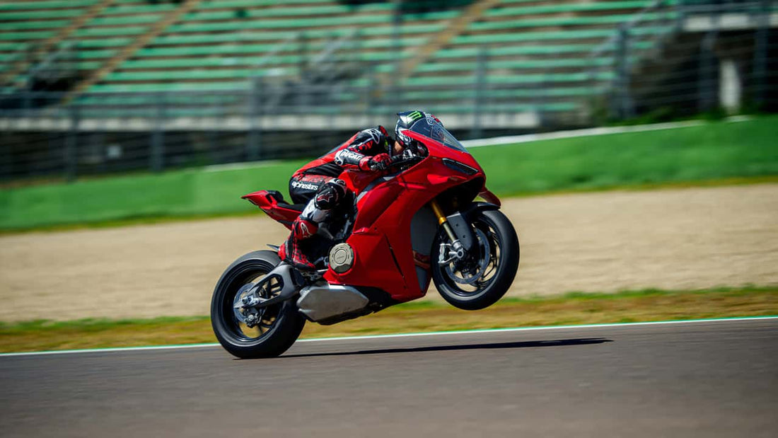 Ducati pierde la cabeza con la nueva Panigale V4