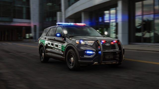 Ford Pro: El Utility Interceptor de la Policía 2025 lanza mejoras en la calidad de vida y tecnología de seguridad para conductores