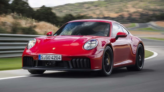 2025 Porsche 911 Carrera GTS: Un Híbrido Sin Compromisos