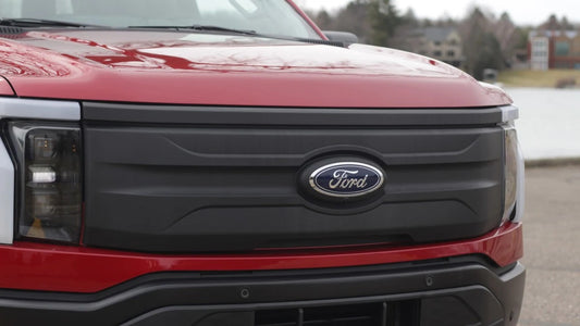 Ford cancela SUV eléctrico de tres filas y se enfoca en híbridos