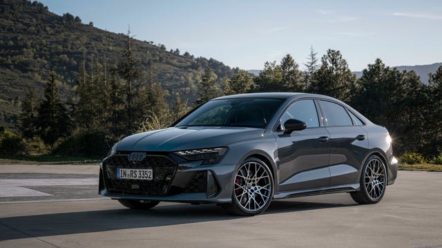 Audi RS3 2025: un sedán deportivo renovado con un diseño más agresivo y mejor desempeño