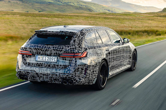 Prueba del prototipo del BMW M5 Touring: un coche de alto rendimiento con un toque de madurez