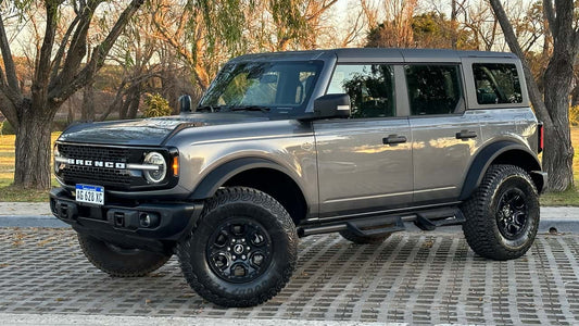 Prueba de la Ford Bronco V6 en la ciudad: ¿es posible convivir con "La Bestia" en Buenos Aires?