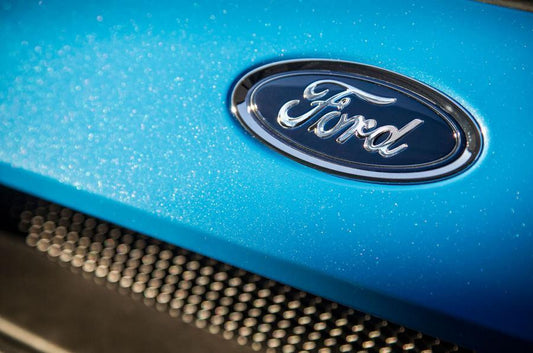 Ford se enfoca en híbridos de siete plazas para EE. UU. y EVs asequibles para Europa