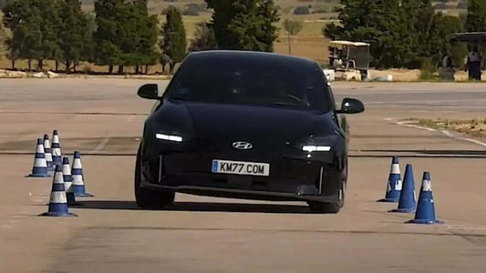 Hyundai Ioniq 6 2023: Prueba en Pista y Análisis