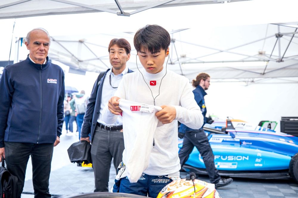 El joven piloto japonés Taito Kato busca conquistar el mundo de la Fórmula 1