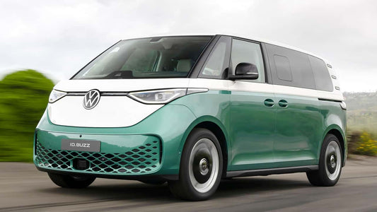 El Volkswagen ID.Buzz 2025 comienza en $61,545